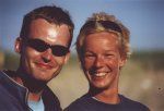 Strahlend ber beide Ohren: Antje und Frank, Sieger im A-Double-Out
Gre: 800 x 543, 50364 Byte
Urheber: active beach e.V.