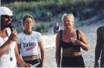 Damensiegerehrung - Turnierzweite Heike Lehmann und Eve Schmidt-Ott
Gre: 800 x 531, 70356 Byte
Urheber: active beach e.V.