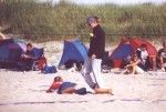 Kerstin und Bille spielen im Sand ;-9
Größe: 800 x 543, 73687 Byte
Urheber: active beach e.V.