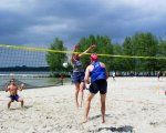 Nando an Franks Block vorbei
Größe: 640 x 512, 84685 Byte
Urheber: active beach e.V.