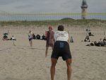 Gregor bei der Angabe, Florian am Netz
Gre: 800 x 600, 79201 Byte
Urheber: active beach e.V.