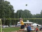Christian beim Angriff
Gre: 600 x 450, 81824 Byte
Urheber: active beach e.V.