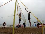 Thomas in der Luft
Gre: 600 x 450, 59827 Byte
Urheber: active beach e.V.