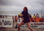 Nora bei der Annahme
Gre: 600 x 416, 50679 Byte
Urheber: active beach e.V.