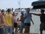 Spa am Bierwagen...
Gre: 600 x 450, 59139 Byte
Urheber: active beach e.V.
