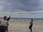 Geli und Rene - schieden erst gegen B-Cup-Sieger Antje und Christian aus.
Gre: 600 x 450, 79906 Byte
Urheber: active beach e.V.