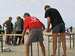 Siegerehrung beendet - Tische werden abgebaut
Gre: 600 x 450, 77746 Byte
Urheber: active beach e.V.