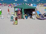 Der Caipi/Bockwurst-Stand
Gre: 600 x 450, 89415 Byte
Urheber: active beach e.V.