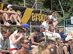 Zuschauer auf der Tribne
Gre: 600 x 450, 137160 Byte
Urheber: active beach e.V.