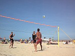 Holly und Tobi wurden im Double-Out von Gregor und Masu in den Loser-Pool geschickt.
Gre: 600 x 450, 67264 Byte
Urheber: active beach e.V.