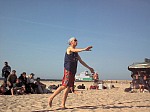 Gregor beim Aufschlag
Gre: 600 x 450, 72971 Byte
Urheber: active beach e.V.