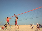 Masu blockt erfolglos
Gre: 600 x 450, 69110 Byte
Urheber: active beach e.V.