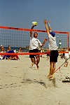 Kahlchen beim Angriff
Gre: 400 x 600, 90710 Byte
Urheber: active beach e.V.
