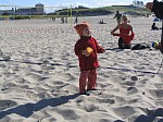 Der Nachwuchs im Sand
Gr��e: 600 x 450, 117394 Byte
Urheber: active beach e.V.
