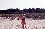Caro und Tine jubeln nach dem Sieg im Halbfinale
Gre: 600 x 398, 75773 Byte
Urheber: ESV Turbine Greifswald