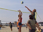 Cool. Melanie blockt.
Gre: 600 x 450, 85860 Byte
Urheber: active beach e.V.