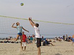 Einbeiner?
Gre: 600 x 450, 82201 Byte
Urheber: active beach e.V.