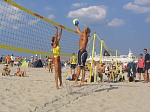 Uwe mit Extrem-Cut
Gre: 600 x 450, 97010 Byte
Urheber: Tobi (active beach e.V.)