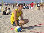 Tommi richtet die Linie
Gre: 600 x 450, 102276 Byte
Urheber: Tobi (active beach e.V.)