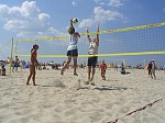 Herr Hort greift an
Gre: 600 x 450, 90959 Byte
Urheber: Tobi (active beach e.V.)