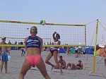 Birgit greift an
Gre: 600 x 450, 75301 Byte
Urheber: Tobi (active beach e.V.)
