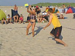Kerstin und Holly
Gre: 600 x 450, 86743 Byte
Urheber: Tobi (active beach e.V.)