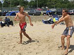 Paul und Fabian
Gre: 600 x 450, 125330 Byte
Urheber: active beach e.V.