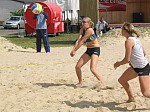 Die Dauergewinner bei den Damen: Linda und Swantje
Gr��e: 600 x 450, 111476 Byte
Urheber: active beach e.V.