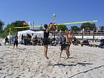 Sandro gegen Micha
Gre: 600 x 450, 120740 Byte
Urheber: active beach e.V.