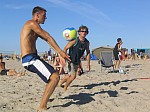 Herr Kuhrt bei der Annahme
Gre: 600 x 450, 97397 Byte
Urheber: Tobi (active beach e.V.)