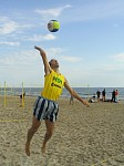 Micha beim Aufschlag
Gre: 450 x 600, 83174 Byte
Urheber: active beach e.V.