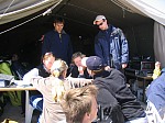 Diskussionsbedarf am Org-Zelt
Gre: 600 x 450, 99788 Byte
Urheber: active beach e.V.