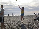 Phillip beim Aufschlag
Gre: 600 x 450, 97188 Byte
Urheber: active beach e.V.