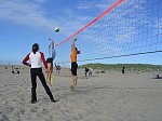 Birgit, Antje, Kerstin
Gre: 600 x 450, 83670 Byte
Urheber: active beach e.V.