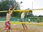 Fabian greift an
Gre: 600 x 450, 125210 Byte
Urheber: active beach e.V.