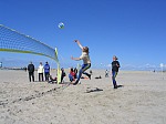 Basan/Drendahl
Gre: 600 x 450, 80173 Byte
Urheber: active beach e.V.