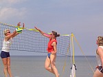Kerstin am Block vorbei
Gre: 600 x 450, 63459 Byte
Urheber: active beach e.V. / Tobi