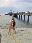 Zumpel mit voller Krperstreckung
Gre: 450 x 600, 79781 Byte
Urheber: active beach e.V. / Tobi