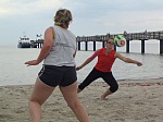 Kerstin gibt alles
Gre: 600 x 450, 73452 Byte
Urheber: active beach e.V. / Tobi