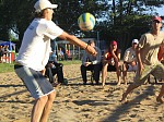 Schwarzer und Hilde
Gre: 600 x 450, 127422 Byte
Urheber: active beach e.V. / Tobi