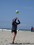 Antje beim Aufschlag
Gre: 450 x 600, 55705 Byte
Urheber: active beach e.V (Zumpel+Steffen)