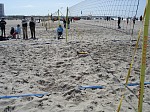 Der landete auf dem ganz falschen Feld!
Gre: 600 x 450, 150766 Byte
Urheber: active beach e.V (Zumpel+Steffen)