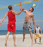 
Gre: 555 x 600, 125984 Byte
Urheber: active beach e.V. (Janine Thiel)