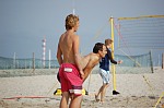 
Gre: 600 x 398, 56656 Byte
Urheber: active beach e.V. (Anna + Melle + Miri)