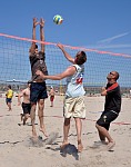 
Gre: 550 x 700, 127304 Byte
Urheber: active beach e.V. (Jini)