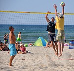 
Gre: 700 x 679, 152952 Byte
Urheber: active beach e.V. (Jini)