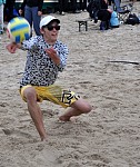 
Gre: 590 x 700, 186937 Byte
Urheber: active beach e.V. (Jini)