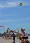 
Gr��e: 466 x 688, 69188 Byte
Urheber: active beach e.V. (Anna + Melle)