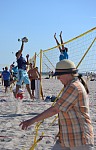 
Gre: 464 x 700, 101103 Byte
Urheber: active beach e.V.
