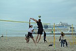 
Gre: 700 x 466, 101880 Byte
Urheber: active beach e.V.